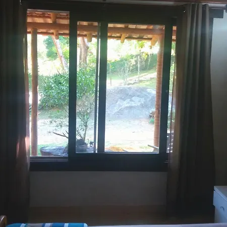Vertente das Águas Lumiar Quarto foto