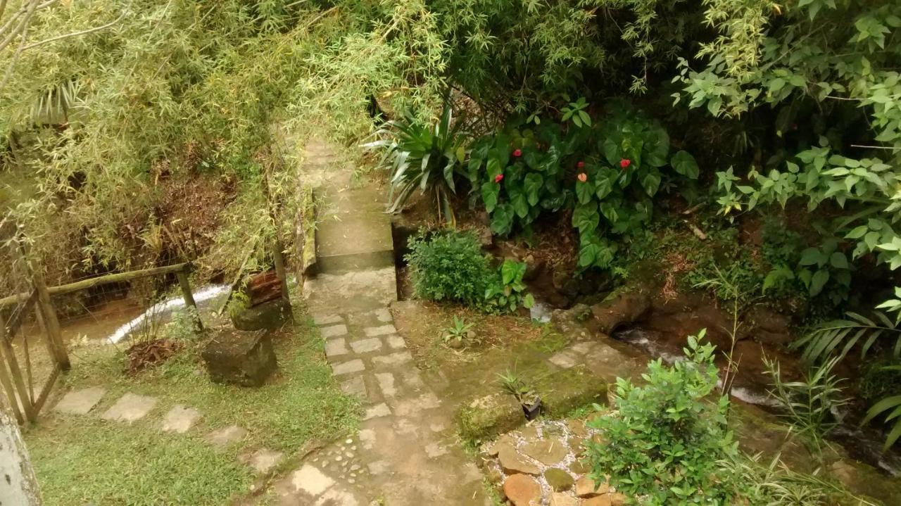 Casa de hóspedes Vertente águas Lumiar